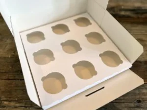 10 Innleggsbrett for 9 cupcakes
