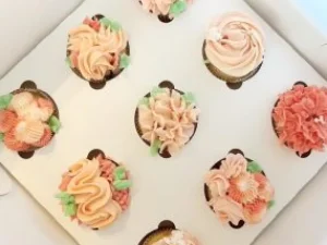 10 Innleggsbrett for 9 cupcakes